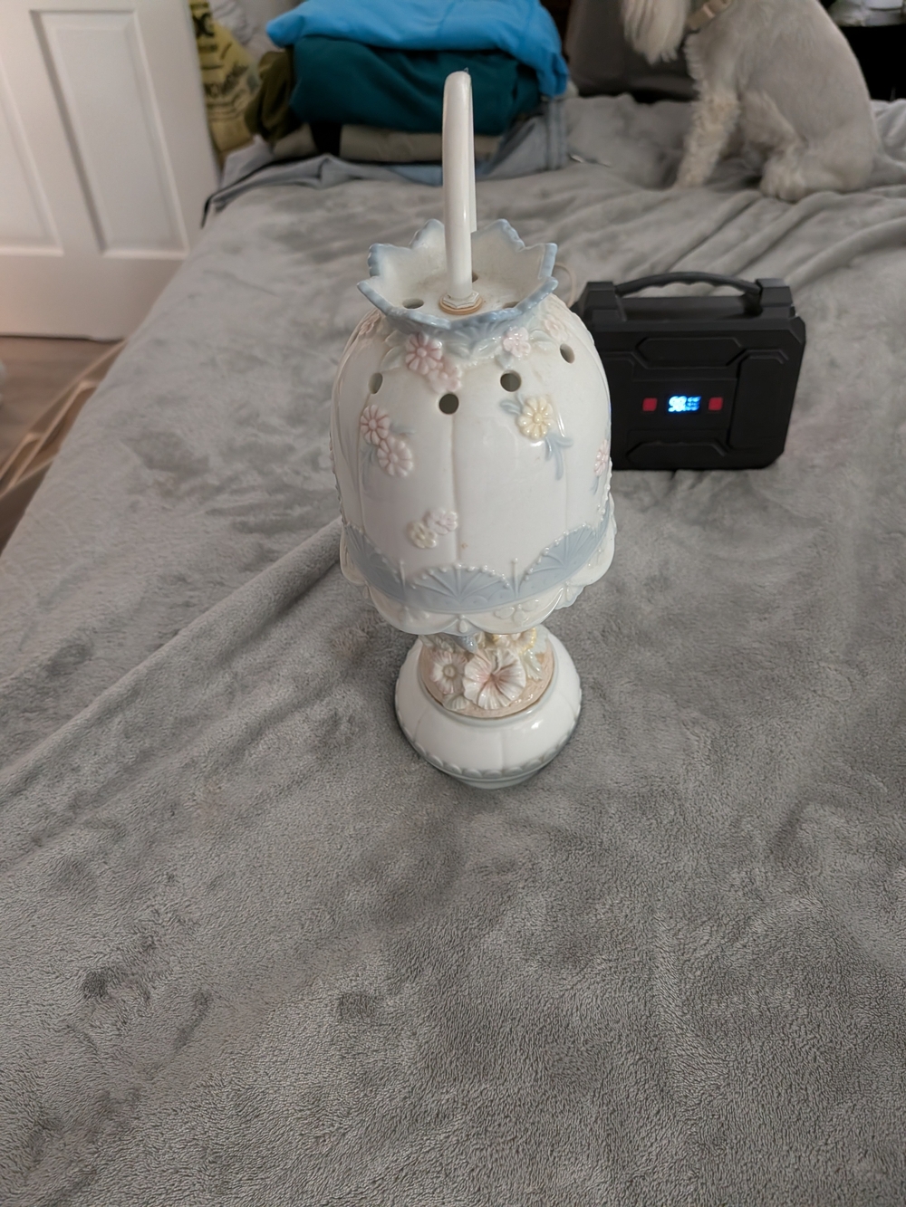 VTG Japan Porcelain Hummingbird Lamp Pierced Hanging Bell Shade Lena Liu Style